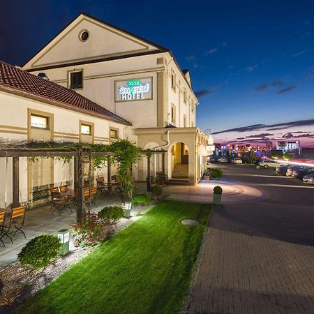 Hotel Sonnenhof Suceava Eksteriør billede