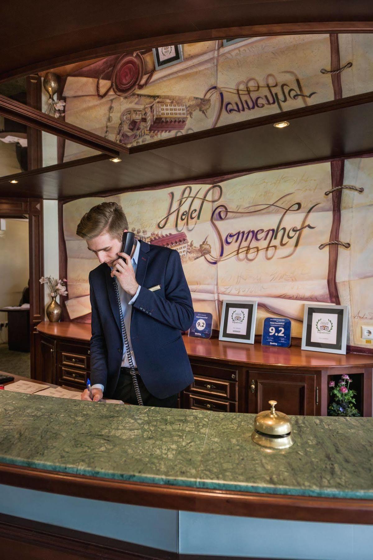 Hotel Sonnenhof Suceava Eksteriør billede